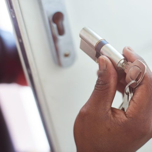 uk-home-improvement_Should-I-Change-My-Locks-If-I-Lose-My-House-Key